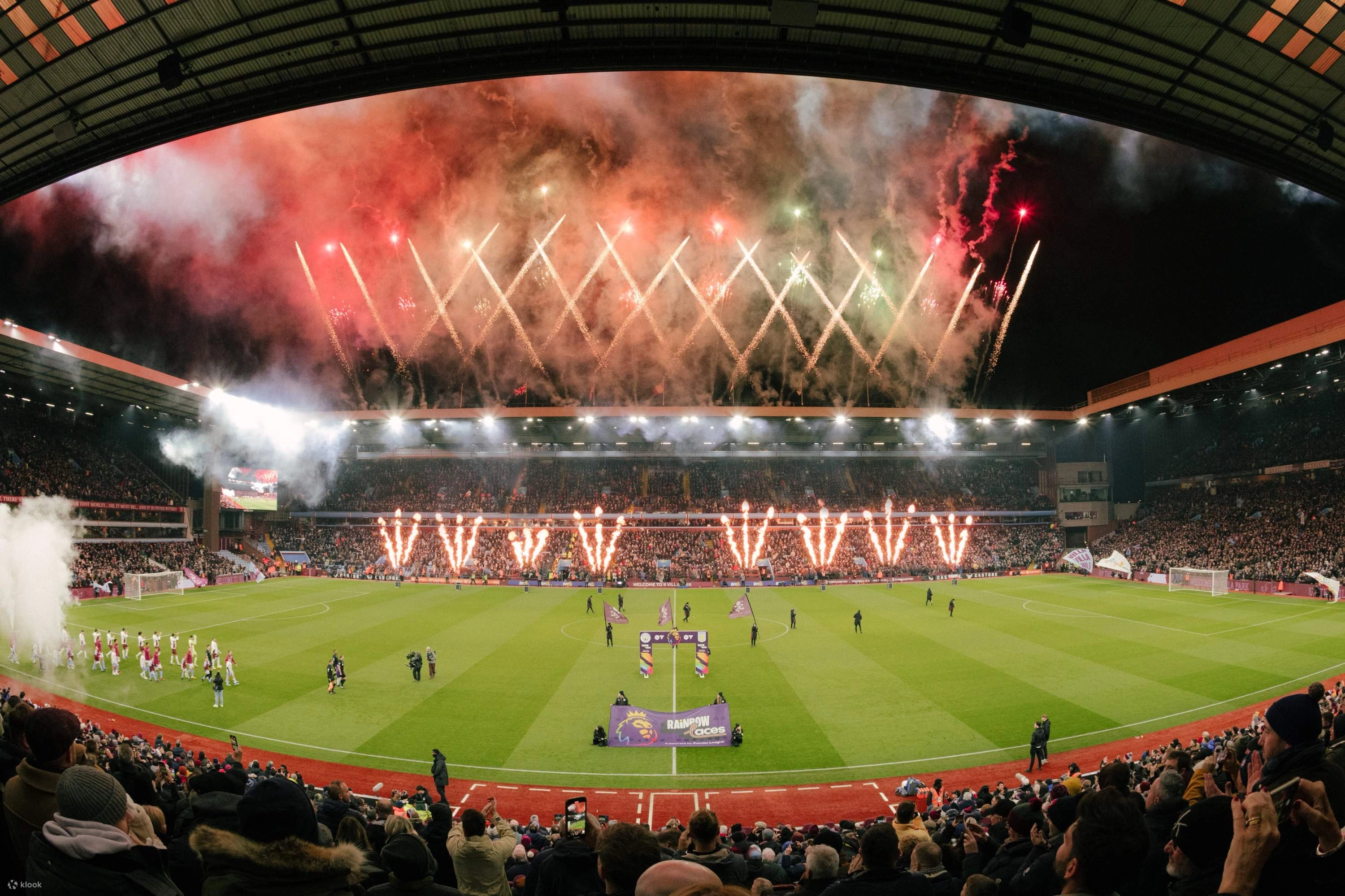 Aston Villa F.C. 阿斯頓維拉足球俱樂部