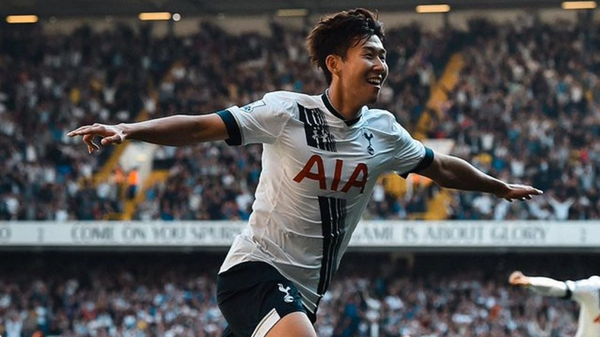 Tottenham Hotspur 托特納姆熱刺足球俱樂部